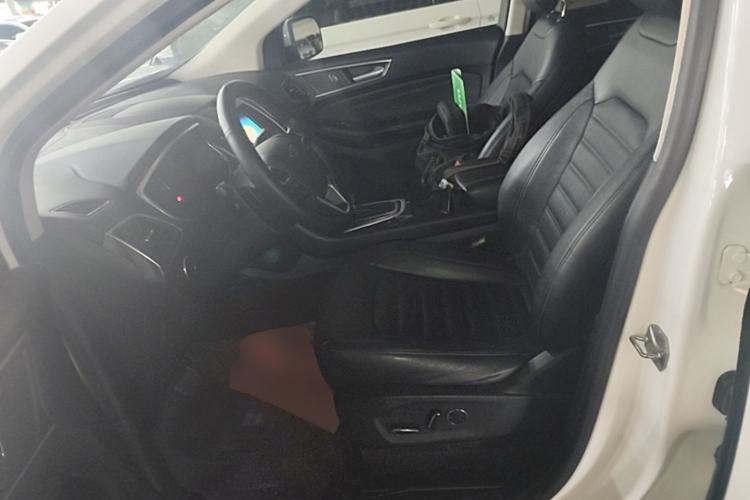 Used Ford Edge 2015 2.0T GTDi 4x4 High-Grade Model Left Front Seat