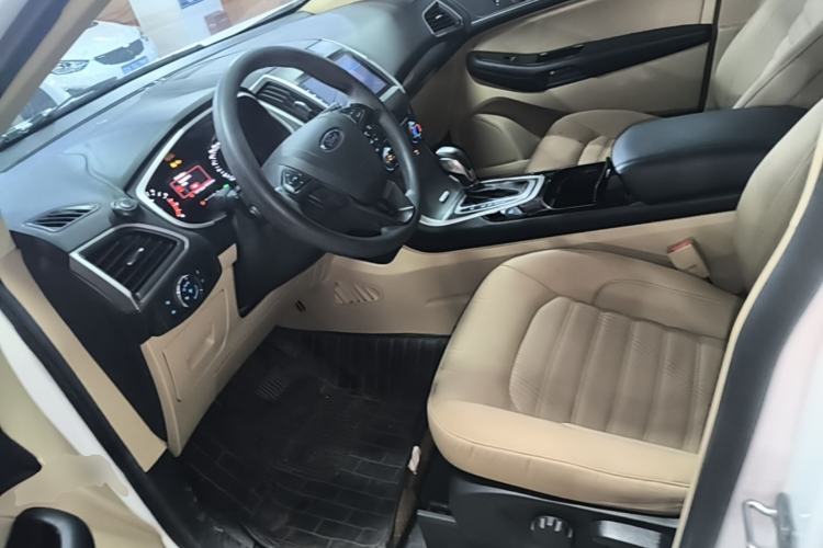 Used Ford Edge 2015 2.0T GTDi Two-Wheel-Drive Elite Edition Left Front Seat
