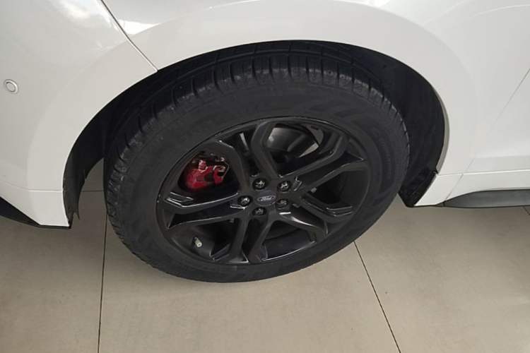 Used Ford Edge 2015 2.0T GTDi 4x4 High-Grade Model Left Front Wheel Hub