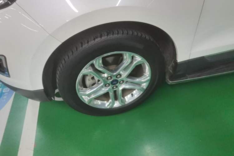Used Ford Edge 2015 2.0T GTDi 4x4 High-Grade Model Left Front Wheel Hub