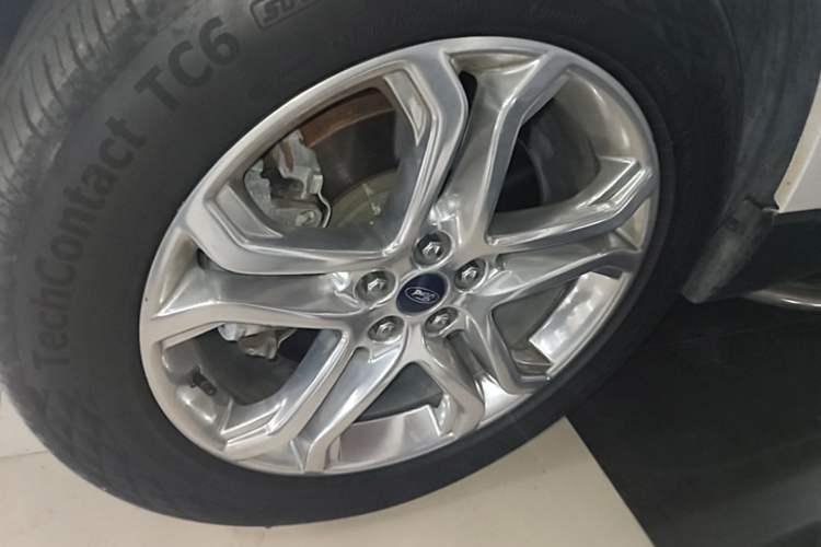 Used Ford Edge 2015 2.0T GTDi 4x4 High-Grade Model Left Front Wheel Hub