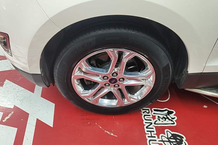 Used Ford Edge 2015 2.0T GTDi 4x4 High-Grade Model Left Front Wheel Hub