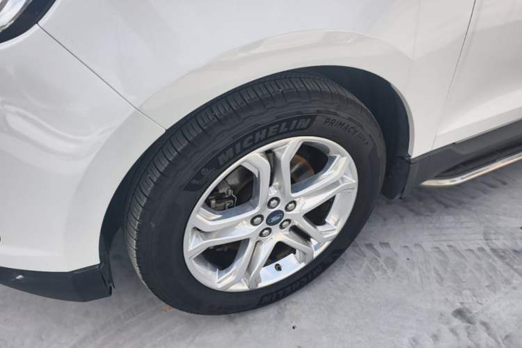 Used Ford Edge 2015 2.0T GTDi Two-Wheel-Drive High-Line Version Left Front Wheel Hub