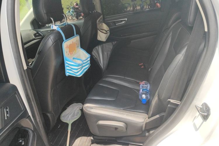 Used Ford Edge 2015 2.0T GTDi Four-Wheel Drive Prestige Model Left Rear Seat
