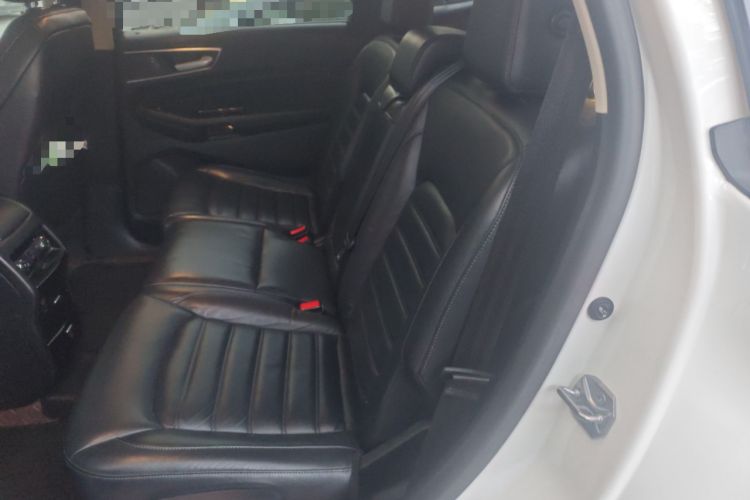 Used Ford Edge 2015 2.0T GTDi Two-Wheel-Drive High-Line Version Left Rear Seat