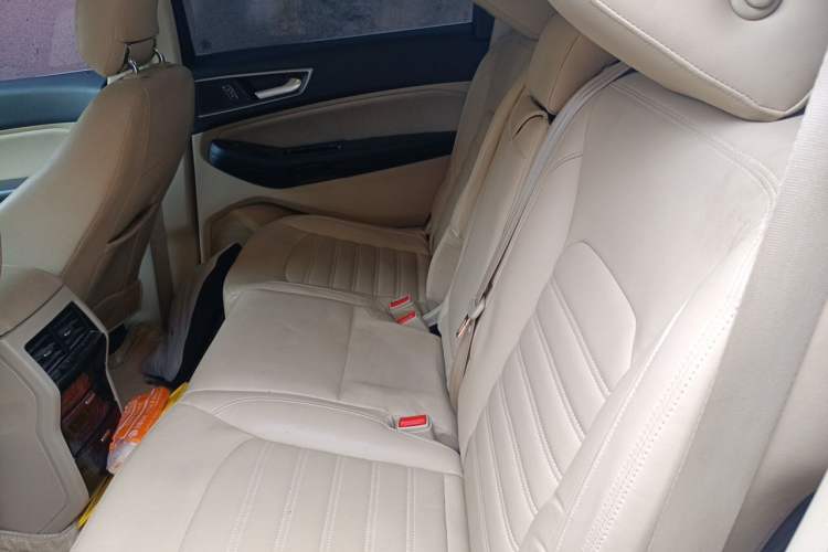 Used Ford Edge 2015 2.0T GTDi Two-Wheel-Drive Elite Edition Left Rear Seat