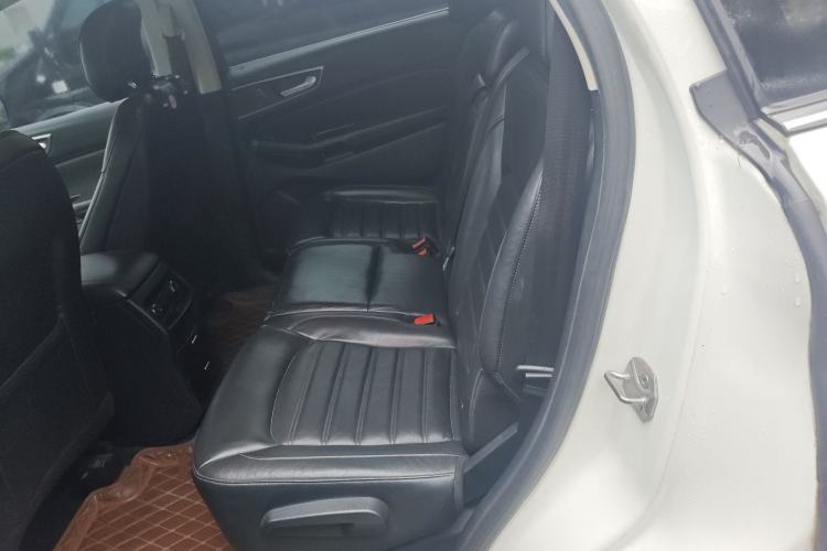 Used Ford Edge 2015 2.0T GTDi Two-Wheel-Drive Platinum Edition Left Rear Seat