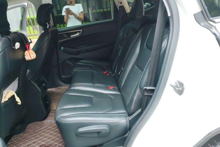 Used Ford Edge 2015 2.0T GTDi Four-Wheel Drive Prestige Model Left Rear Seat