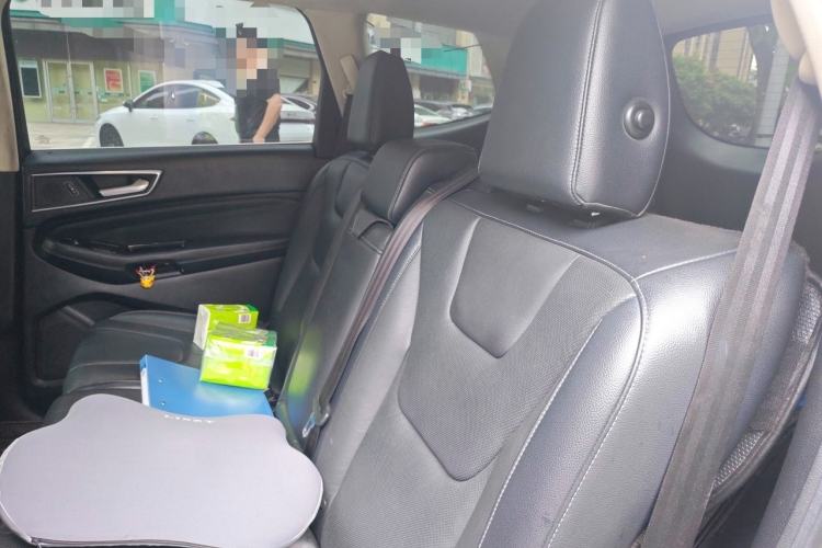 Used Ford Edge 2015 2.0T GTDi Four-Wheel Drive Prestige Model Left Rear Seat