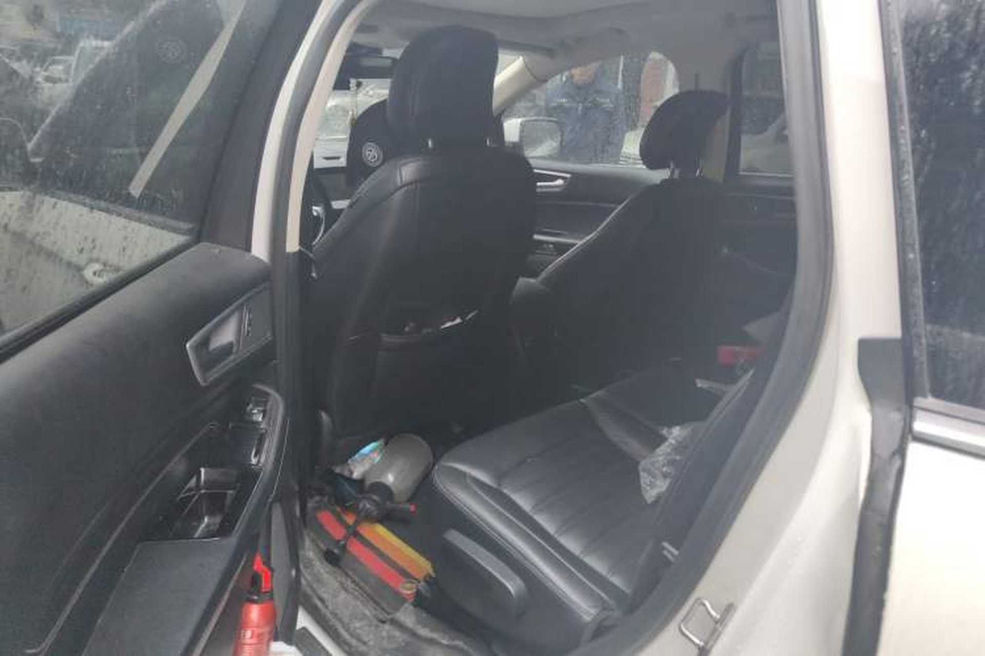 Used Ford Edge 2015 2.0T GTDi Two-Wheel-Drive High-Line Version Left Rear Seat