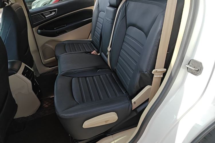Used Ford Edge 2015 2.0T GTDi Two-Wheel-Drive Elite Edition Left Rear Seat