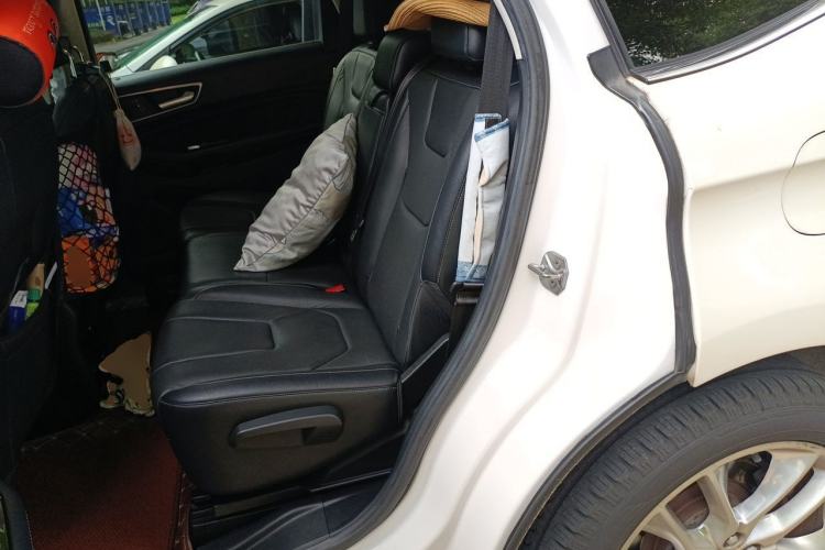 Used Ford Edge 2015 2.7T GTDi 4x4 Prestige 7-Seater Left Rear Seat