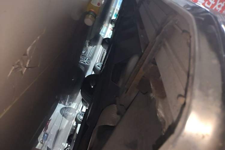 Used Ford Edge 2015 2.0T GTDi 4x4 High-Grade Model Left Side Sill