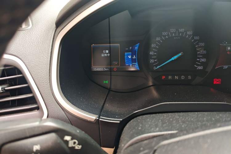 Used Ford Edge 2015 2.0T GTDi Two-Wheel-Drive Elite Edition Odometer Close Up