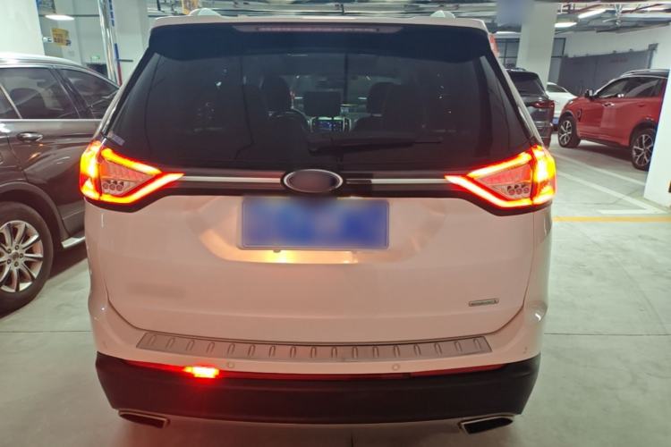 Used Ford Edge 2015 2.0T GTDi Two-Wheel-Drive High-Line Version Rear