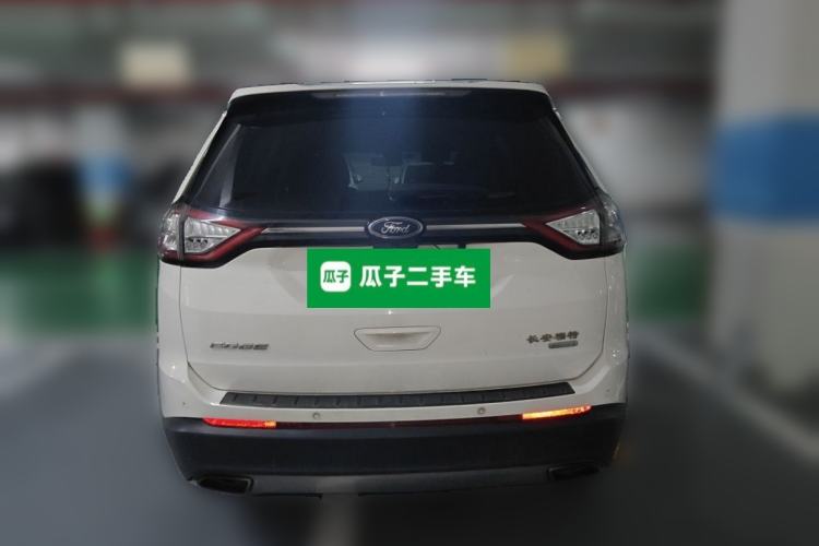 Used Ford Edge 2015 2.0T GTDi Two-Wheel-Drive Platinum Edition Rear