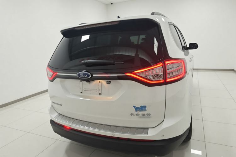 Used Ford Edge 2015 2.0T GTDi Two-Wheel-Drive High-Line Version Rear