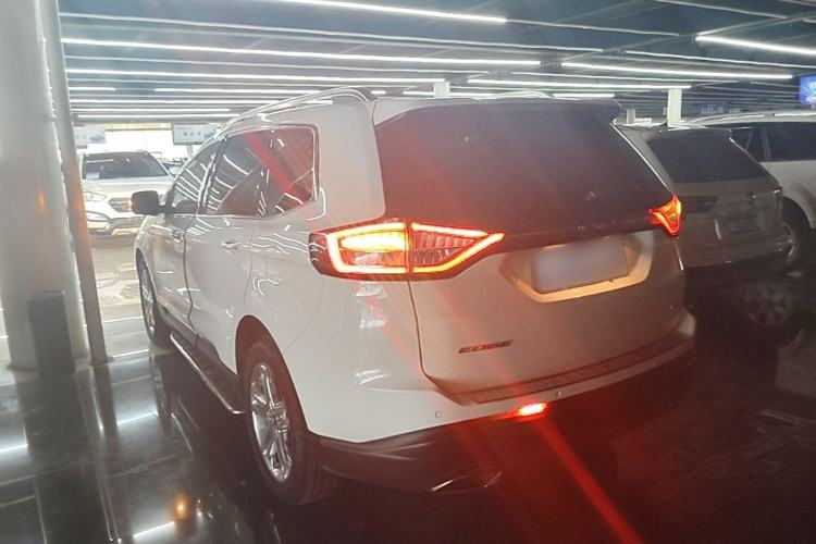 Used Ford Edge 2015 2.0T GTDi 4x4 High-Grade Model Rear Left 45 Deg
