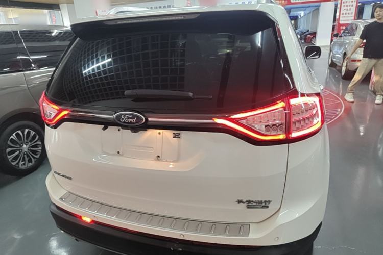 Used Ford Edge 2015 2.0T GTDi 4x4 High-Grade Model Rear