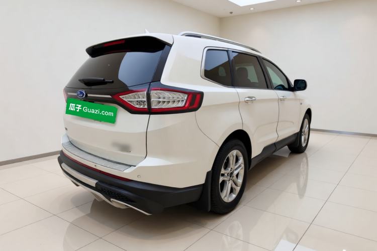 Used Ford Edge 2015 2.0T GTDi Two-Wheel-Drive High-Line Version Rear Right 45 Deg