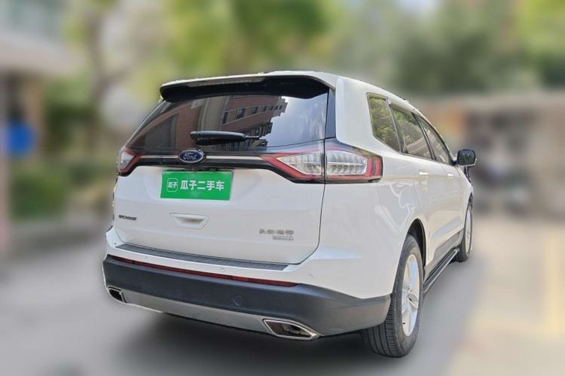 Used Ford Edge 2015 2.0T GTDi Two-Wheel-Drive Platinum Edition Rear Right 45 Deg