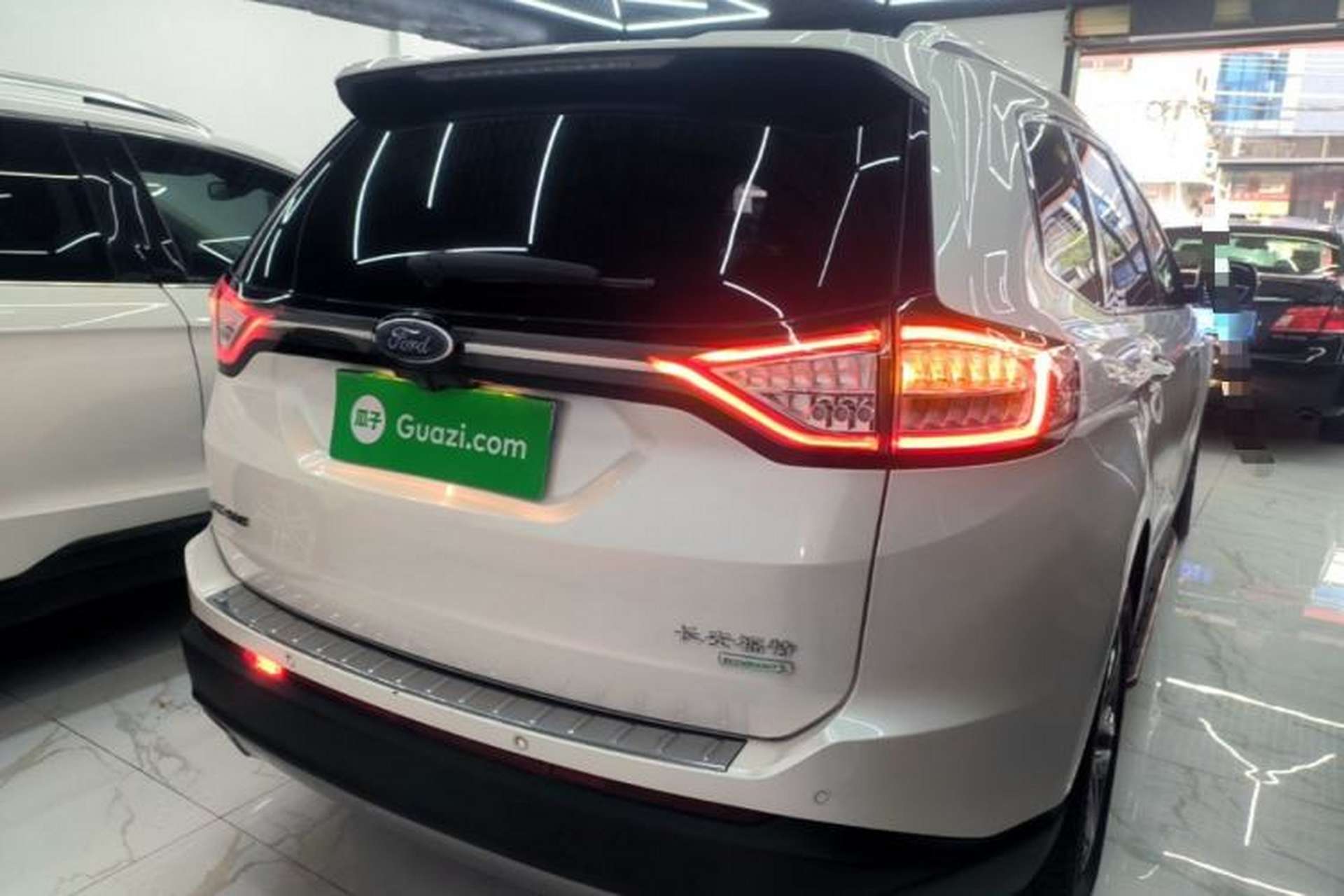 Used Ford Edge 2015 2.0T GTDi Two-Wheel-Drive High-Line Version Rear Right 45 Deg