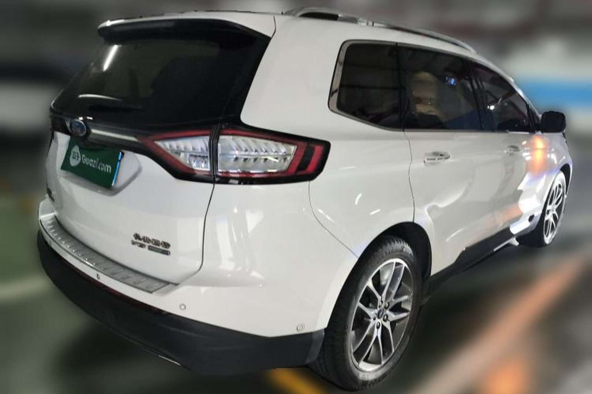 Used Ford Edge 2015 2.7T GTDi 4x4 Prestige 7-Seater Rear Right 45 Deg