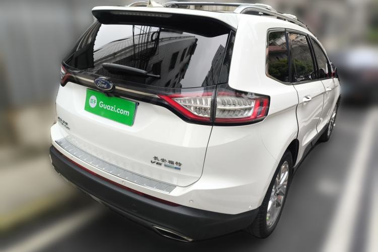 Used Ford Edge 2015 2.7T GTDi 4x4 Prestige 7-Seater Rear Right 45 Deg