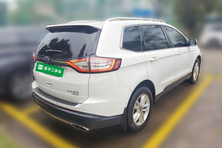 Used Ford Edge 2015 2.0T GTDi Two-Wheel-Drive Platinum Edition Rear Right 45 Deg