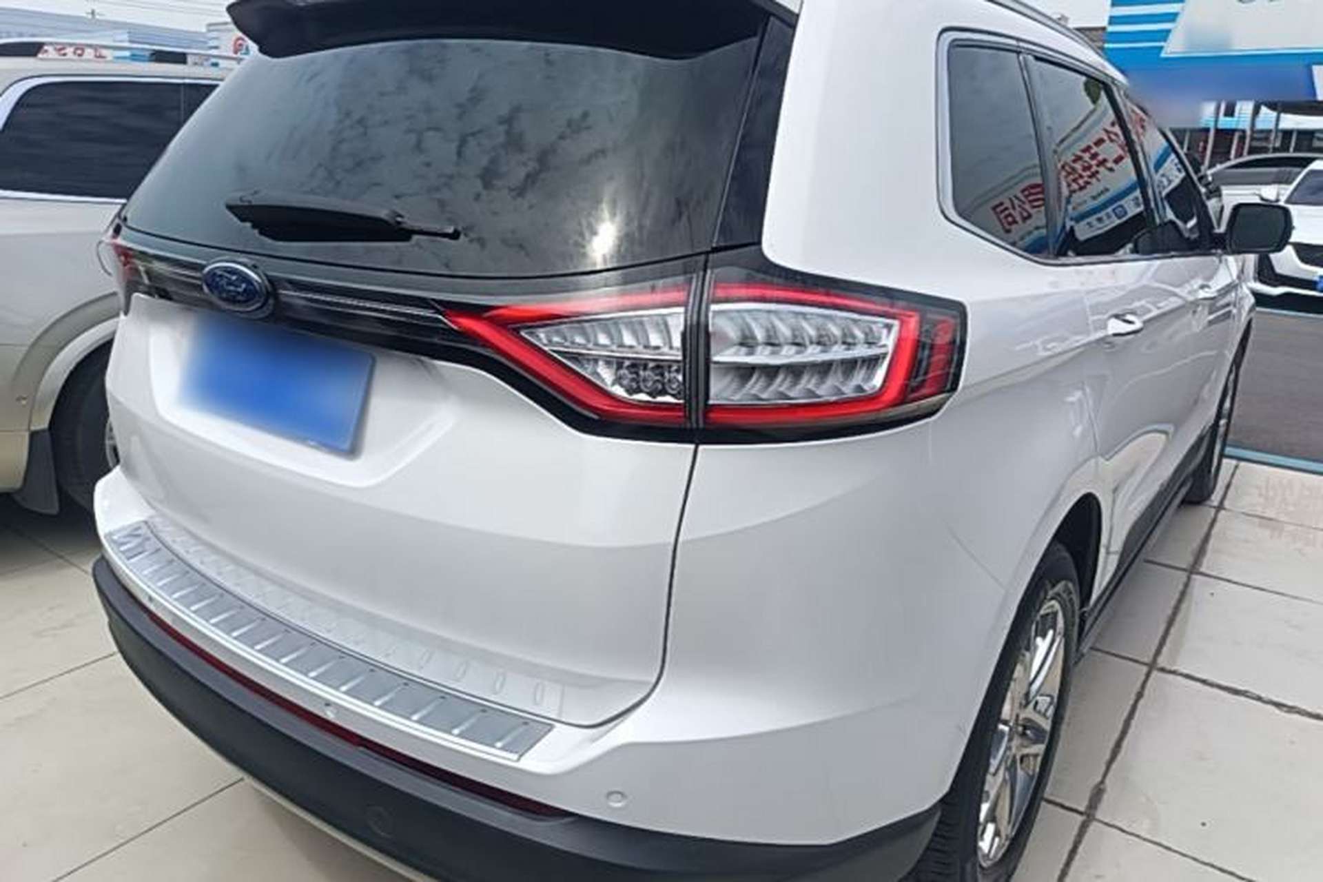Used Ford Edge 2015 2.0T GTDi Two-Wheel-Drive High-Line Version Rear Right 45 Deg