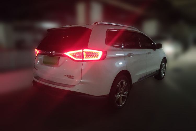 Used Ford Edge 2015 2.0T GTDi 4x4 High-Grade Model Rear Right 45 Deg