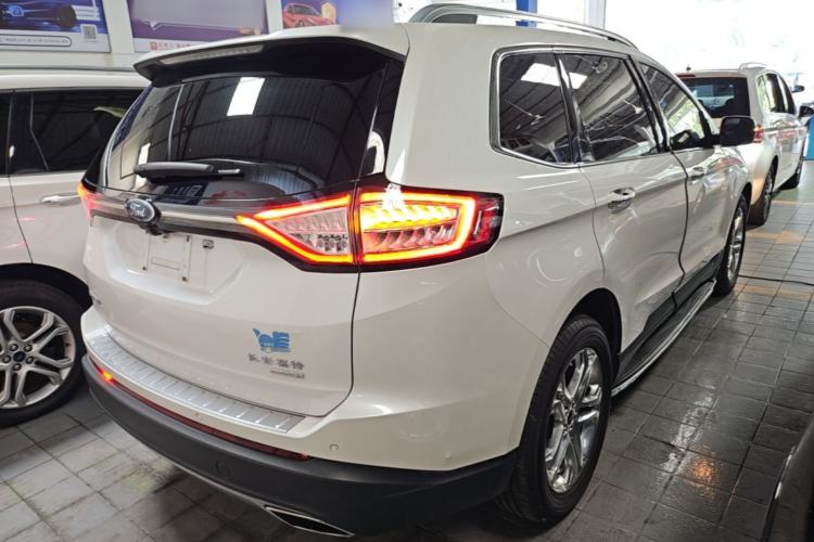 Used Ford Edge 2015 2.0T GTDi Two-Wheel-Drive High-Line Version Rear Right 45 Deg