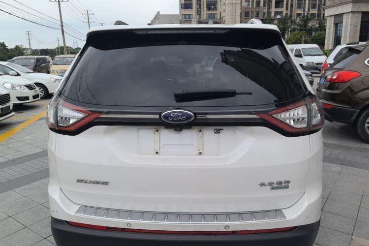 Used Ford Edge 2015 2.0T GTDi Two-Wheel-Drive High-Line Version Rear