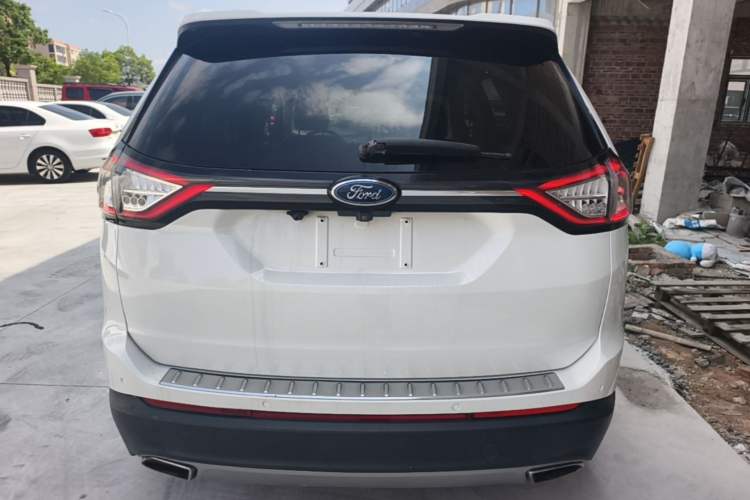 Used Ford Edge 2015 2.0T GTDi Two-Wheel-Drive High-Line Version Rear