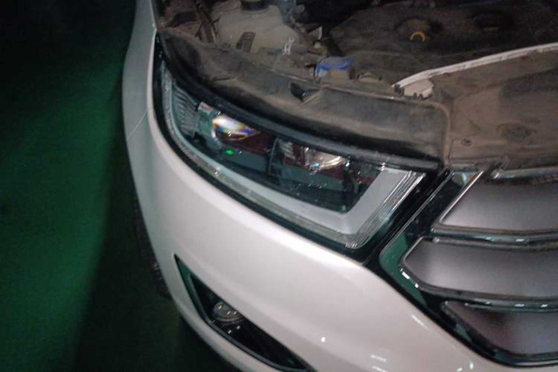Used Ford Edge 2015 2.0T GTDi Two-Wheel-Drive High-Line Version Right Front Headlight