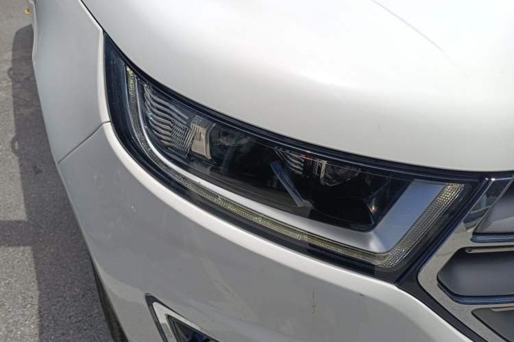 Used Ford Edge 2015 2.7T GTDi 4x4 Prestige 7-Seater Right Front Headlight