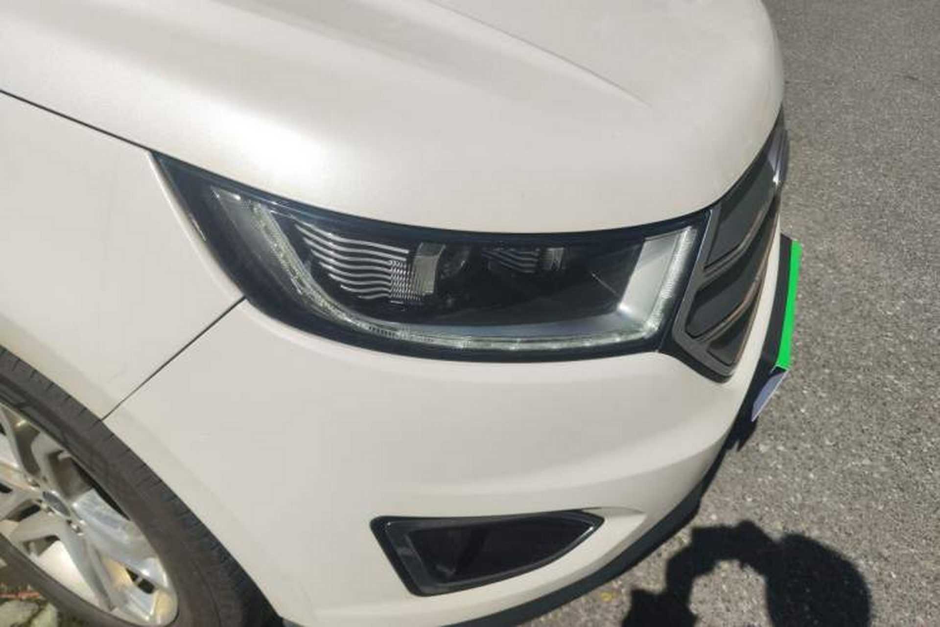 Used Ford Edge 2015 2.0T GTDi Two-Wheel-Drive High-Line Version Right Front Headlight