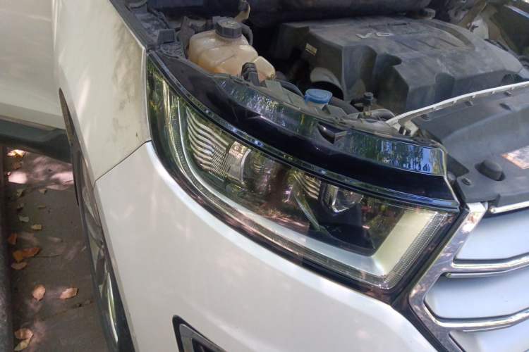 Used Ford Edge 2015 2.7T GTDi 4x4 Prestige 7-Seater Right Front Headlight