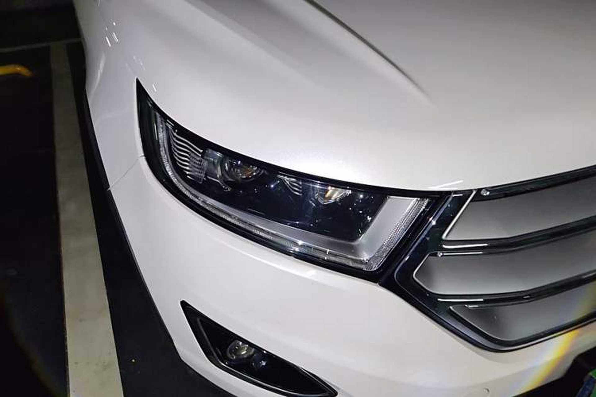 Used Ford Edge 2015 2.0T GTDi Two-Wheel-Drive High-Line Version Right Front Headlight