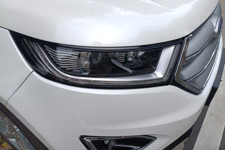 Used Ford Edge 2015 2.7T GTDi 4x4 Prestige 7-Seater Right Front Headlight
