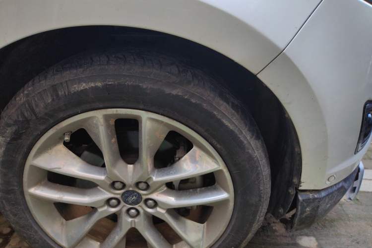 Used Ford Edge 2015 2.0T GTDi Four-Wheel Drive Prestige Model Right Front Wheel Hub