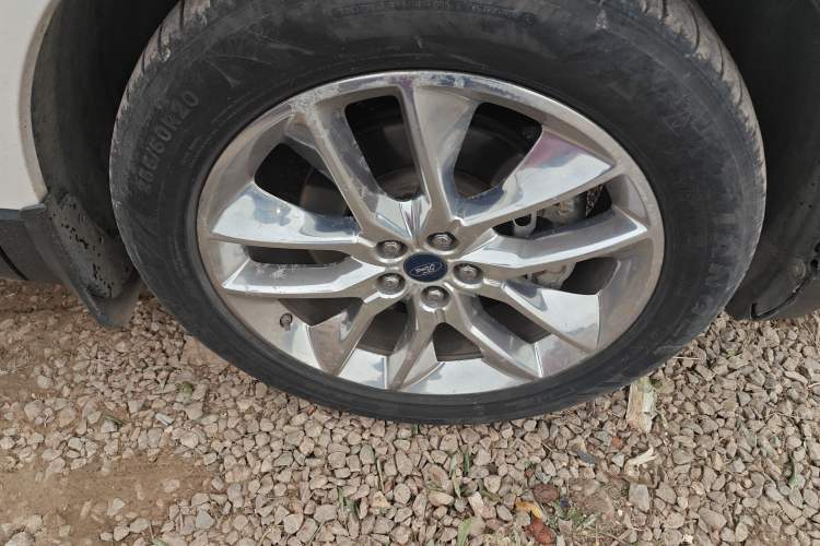 Used Ford Edge 2015 2.0T GTDi Four-Wheel Drive Prestige Model Right Front Wheel Hub