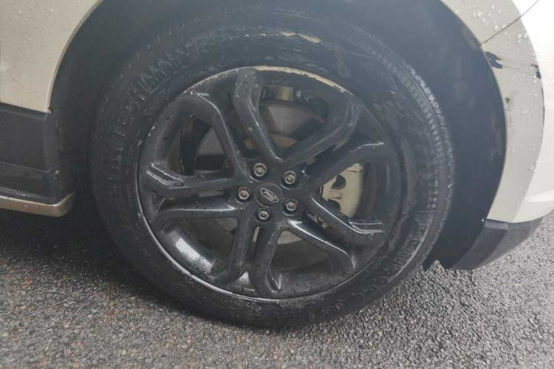 Used Ford Edge 2015 2.0T GTDi Two-Wheel-Drive High-Line Version Right Front Wheel Hub