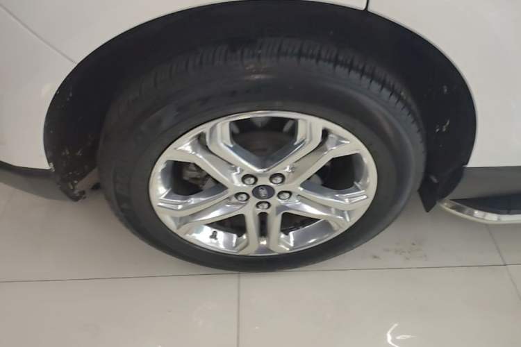 Used Ford Edge 2015 2.0T GTDi 4x4 High-Grade Model Right Rear Wheel Hub