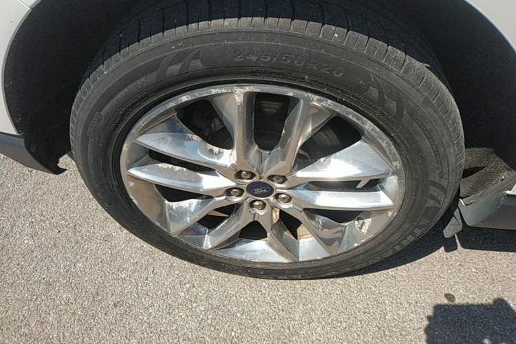 Used Ford Edge 2015 2.0T GTDi Four-Wheel Drive Prestige Model Right Rear Wheel Hub