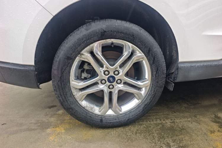 Used Ford Edge 2015 2.0T GTDi 4x4 High-Grade Model Right Rear Wheel Hub