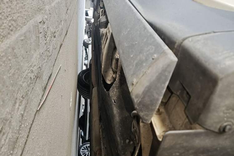 Used Ford Edge 2015 2.0T GTDi Four-Wheel Drive Prestige Model Right Side Sill