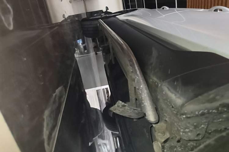 Used Ford Edge 2015 2.0T GTDi 4x4 High-Grade Model Right Side Sill