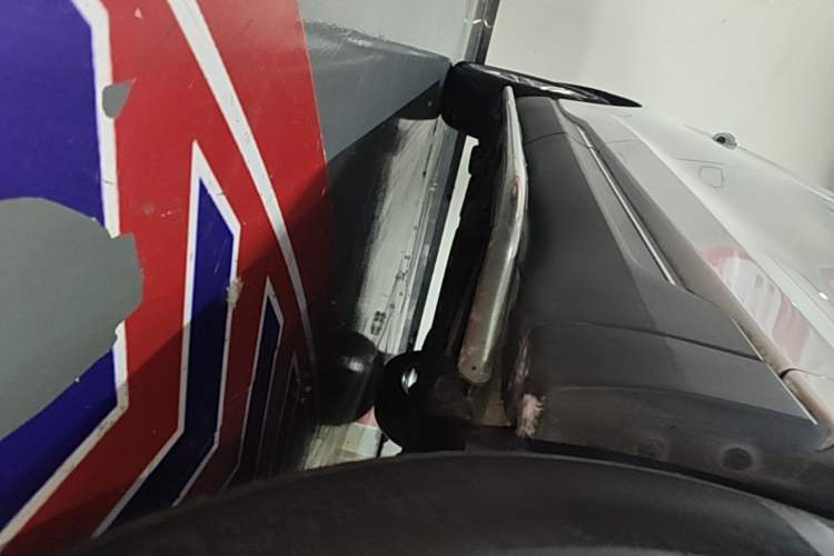 Used Ford Edge 2015 2.0T GTDi 4x4 High-Grade Model Right Side Sill