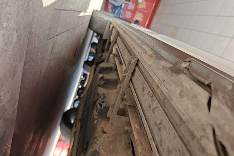 Used Ford Edge 2015 2.0T GTDi Two-Wheel-Drive Elite Edition Right Side Sill